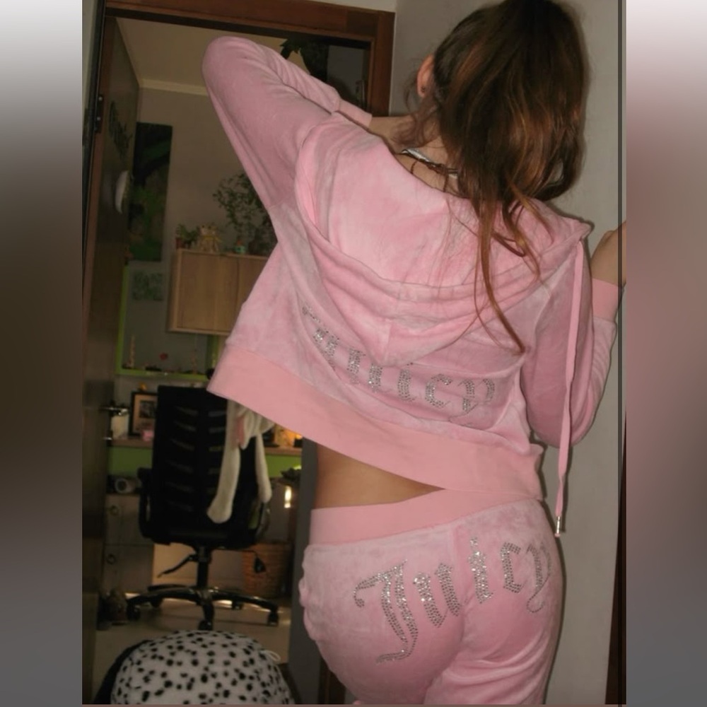 NEW! JUICY COUTURE Velour OG Bling Tracksuit Hoodie & Pant Set Rose pink - Picture 3 of 16